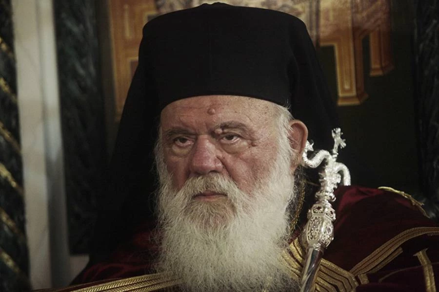 Προπηλακίστηκε ο αρχιεπίσκοπος Ιερώνυμος από οργισμένους διαδηλωτές; Τι αναφέρουν «αυτόπτες μάρτυρες» – Δείτε βίντεο